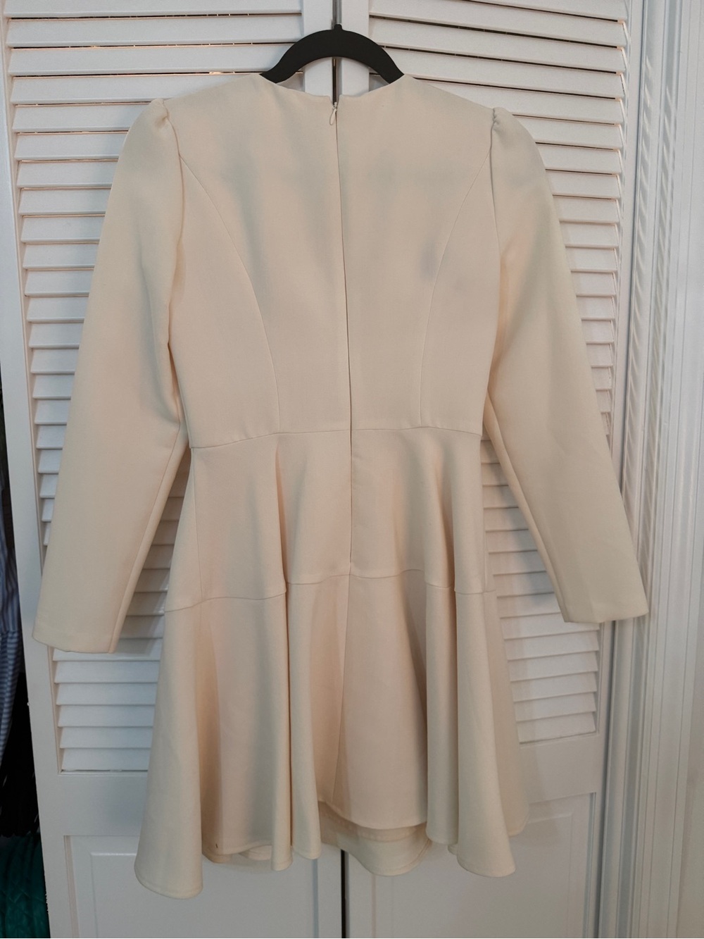 Gal Meets Glam Celeste Ivory Long-Sleeve Fit & Flare Dress - Picture 5 of 7